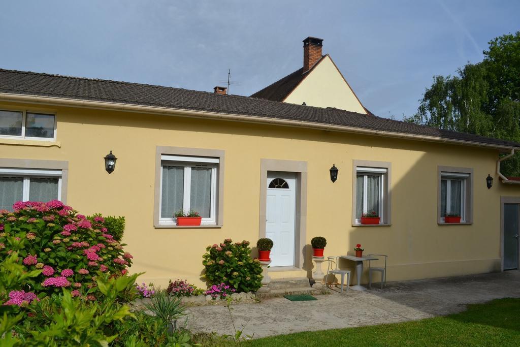 L'Araucaria Villa Pontault-Combault Ruang foto